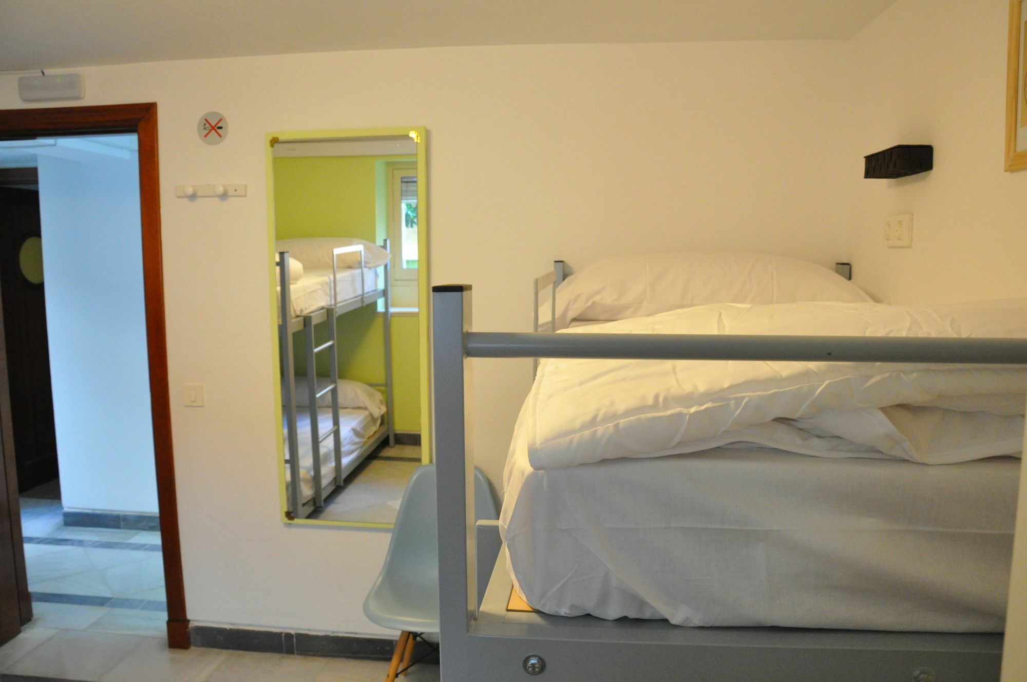 Lemon Garden Hostel Sevilla المظهر الخارجي الصورة
